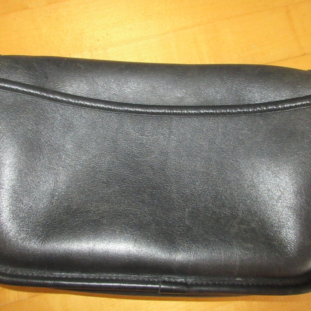 COACH Vintage Black Leather Flap TurnLock Messenger Handbag NO STRAP - Picture 2 of 10